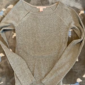 VS grey sweater